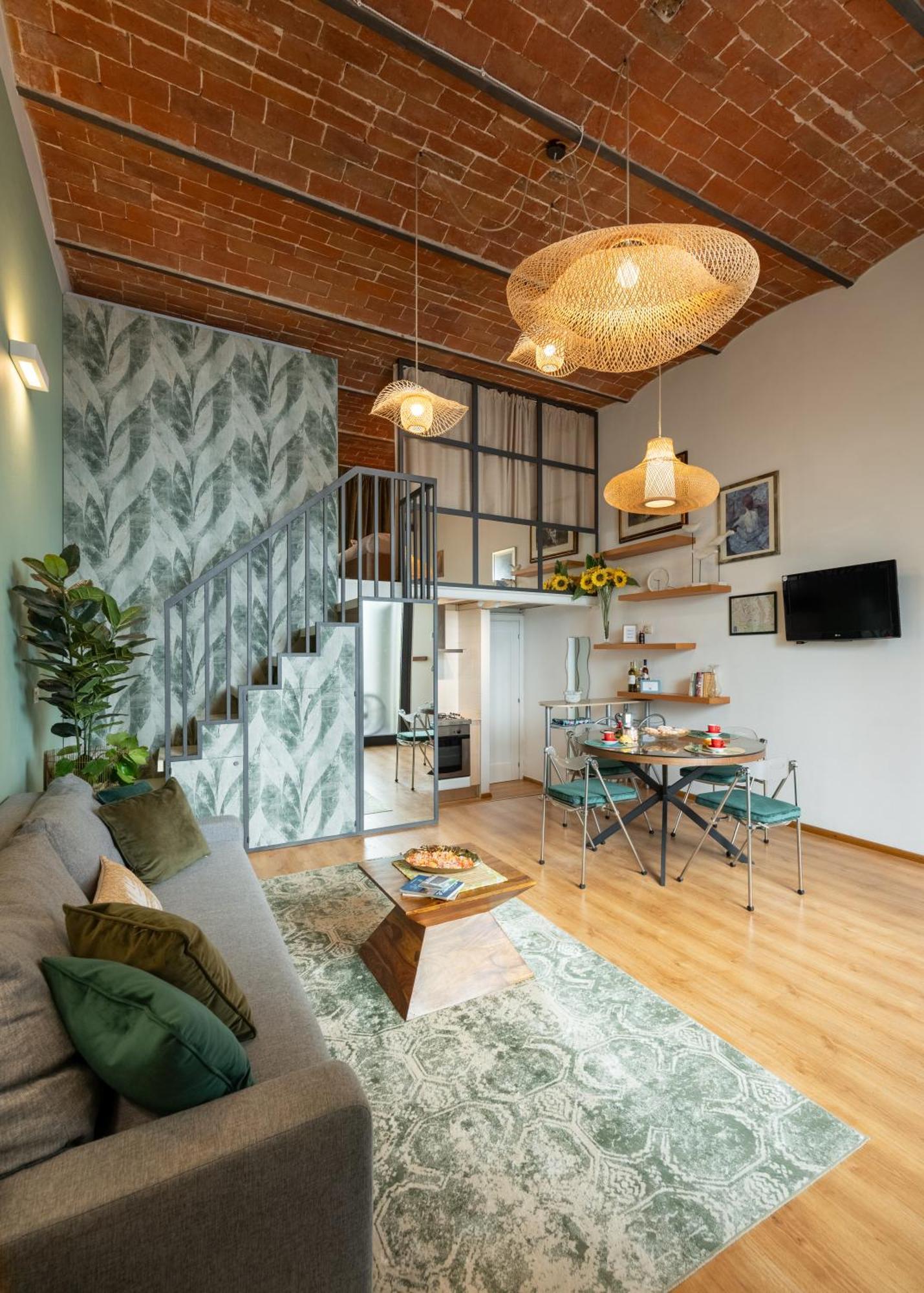 Via Cimabue 8B - Florence Charming Apartments - Metropolitan Loft In Florence - 20 Minute Walk To City Center - Excellent Base For Exploring - Less Than 5 Minute Walk To The Supermarket - Amazing Bakery On The Corner 외부 사진