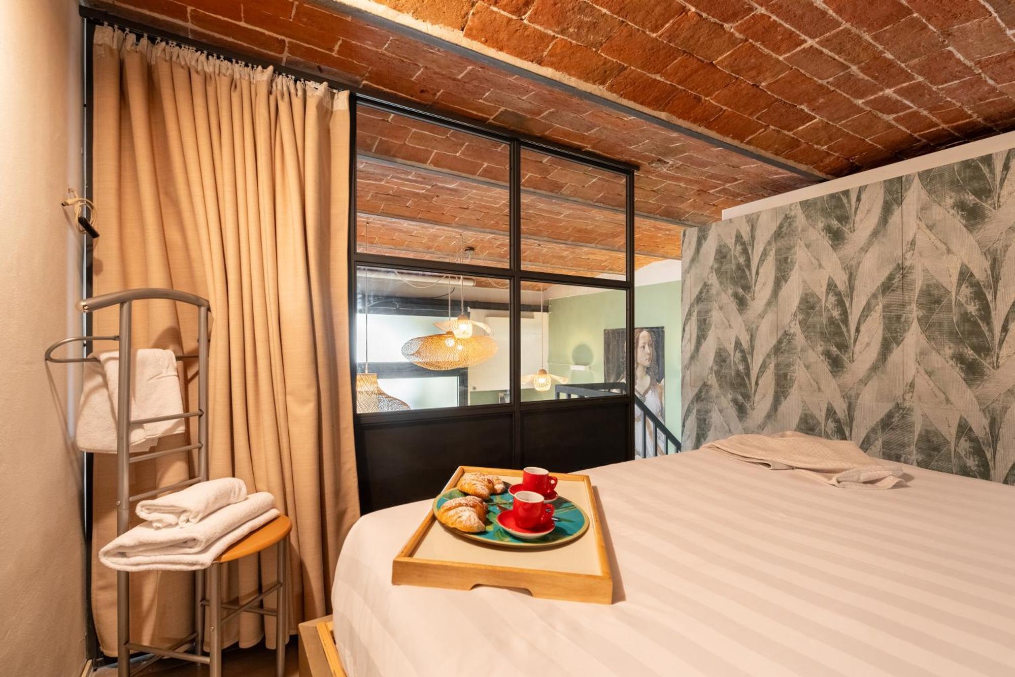 Via Cimabue 8B - Florence Charming Apartments - Metropolitan Loft In Florence - 20 Minute Walk To City Center - Excellent Base For Exploring - Less Than 5 Minute Walk To The Supermarket - Amazing Bakery On The Corner 외부 사진