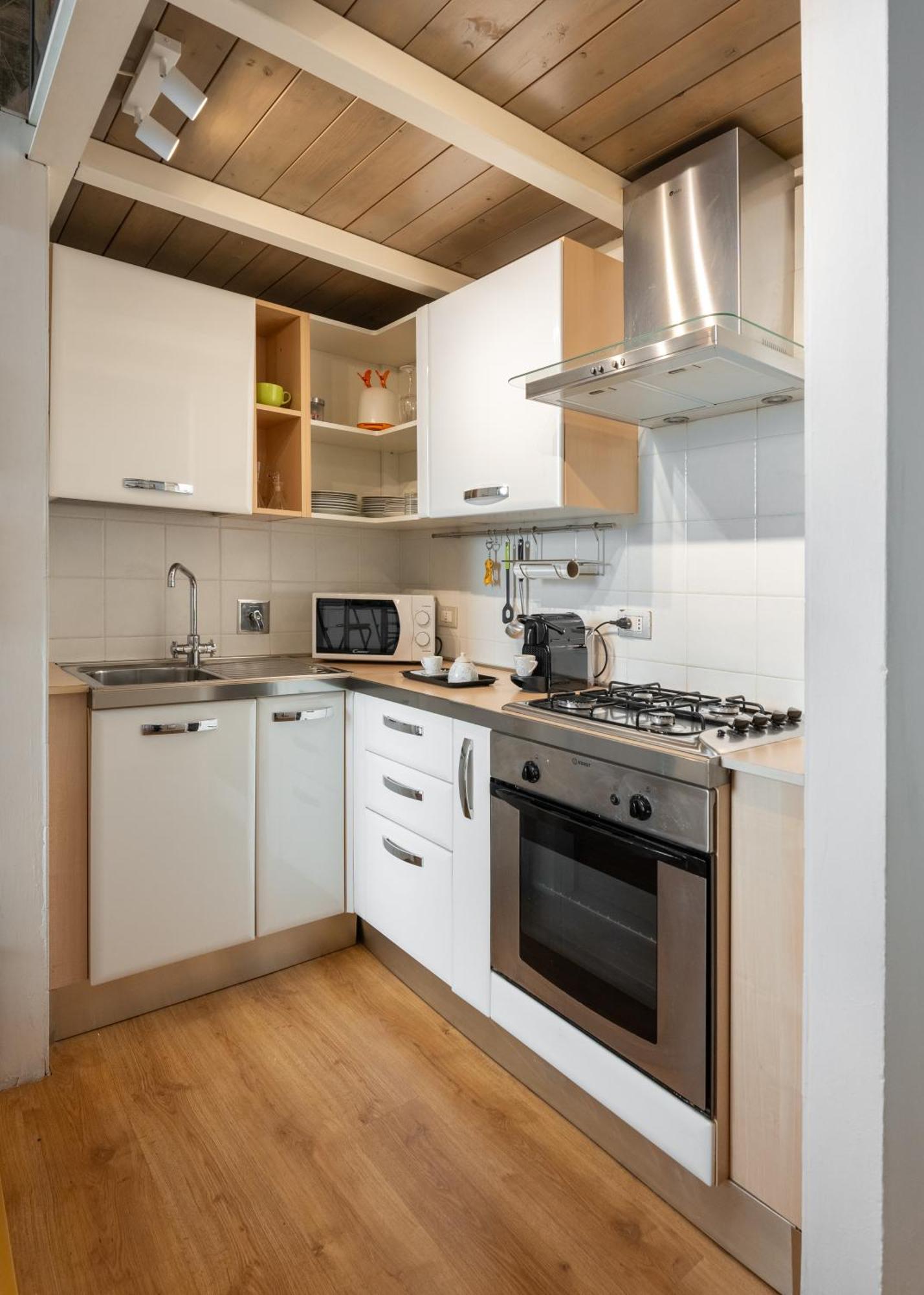 Via Cimabue 8B - Florence Charming Apartments - Metropolitan Loft In Florence - 20 Minute Walk To City Center - Excellent Base For Exploring - Less Than 5 Minute Walk To The Supermarket - Amazing Bakery On The Corner 외부 사진